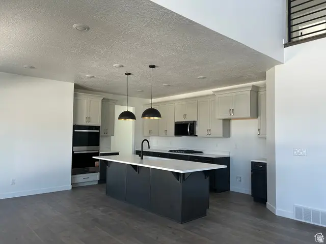 1538 N Cozy Ln, Saratoga Springs, UT 84045 - Image #2