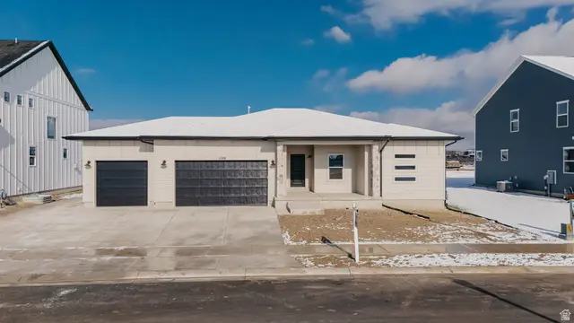 1159 E Blackfeet Dr #522, Eagle Mountain, UT 84005 - Image #1