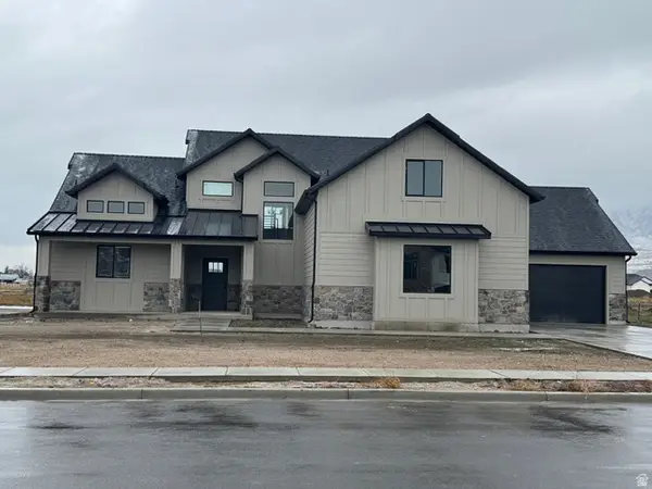 2524 W 2950 N, Farr West, UT 84404