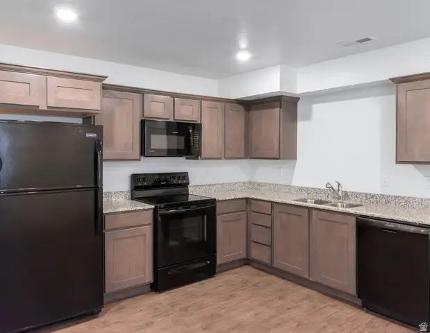 14949 S Lost Miner Ln, Herriman, UT 84096 - Image #2