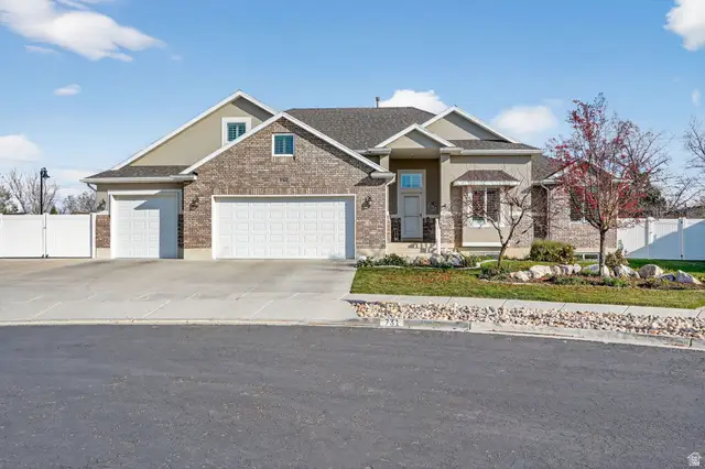 731 S 3050 W, Syracuse, UT 84075 - Image #2