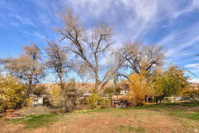 1431 S Mill Creek Dr, Moab, UT 84532 - Image #2