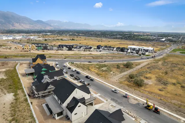 228 W Glenbrittle Dr #205, Lehi, UT 84043 - Image #2