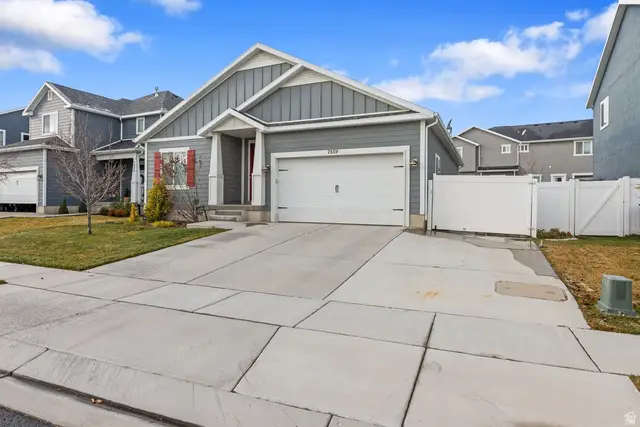 7559 N Silver Park Dr, Eagle Mountain, UT 84005 - Image #2