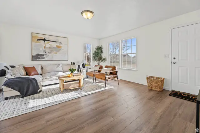 7847 N Saddleback Dr E, Eagle Mountain, UT 84005 - Image #3