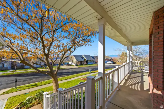 3759 S Huntington Dr, Bountiful, UT 84010 - Image #3