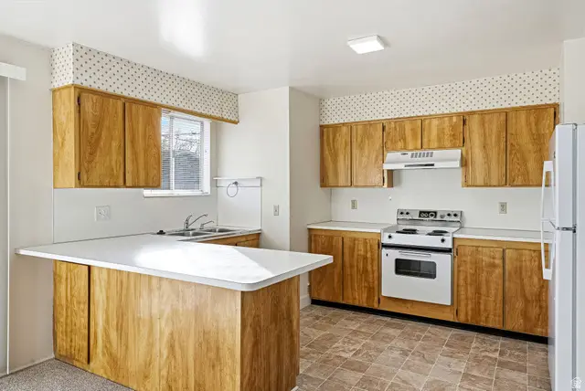 200 Cobble Creek Rd, North Salt Lake, UT 84054 - Image #3