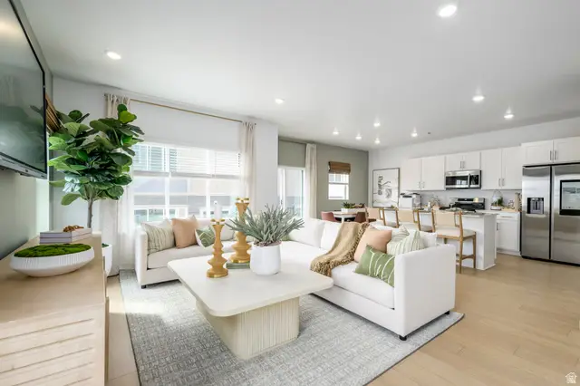 1573 W Bright Eyes Ln #1482, Saratoga Springs, UT 84045 - Image #3