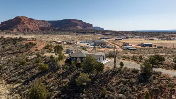 655 S Hillside Dr, Kanab, UT 84741