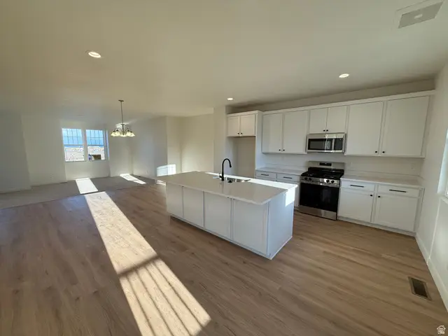 6921 W South Jordan Pkwy #310, South Jordan, UT 84009 - Image #1