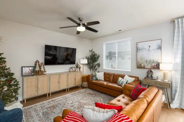 1083 W Stonehaven Dr, North Salt Lake, UT 84054 - Image #3