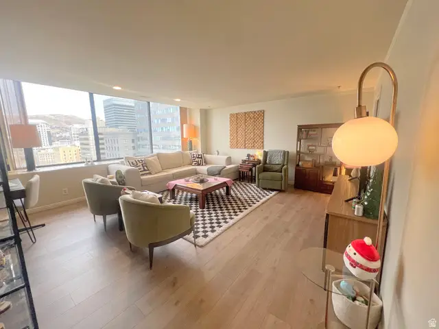 48 W 300 S #2106 N, Salt Lake City, UT 84101 - Image #2