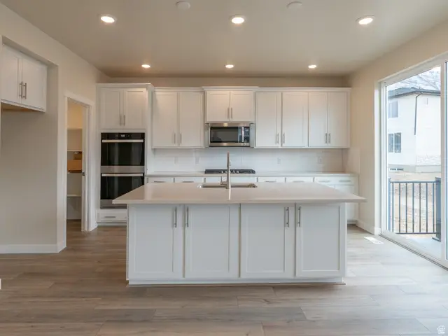 1353 W Mapleton Ct, Mapleton, UT 84664 - Image #3