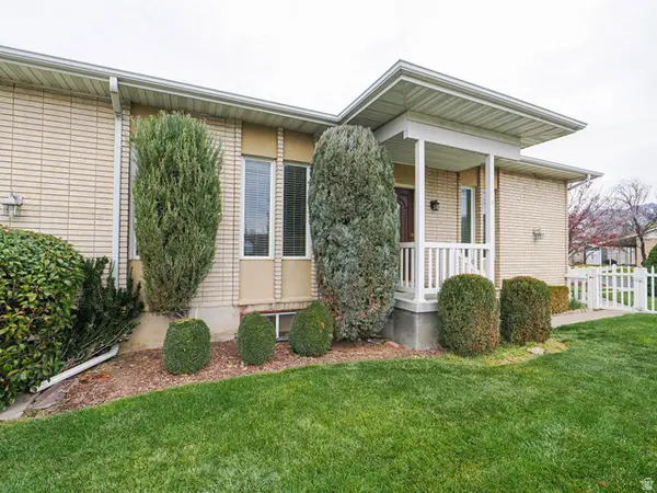 5586 S Brockway Dr, Salt Lake City, UT 84117