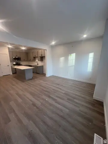 2166 W Stardew St #541, Eagle Mountain, UT 84005 - Image #2