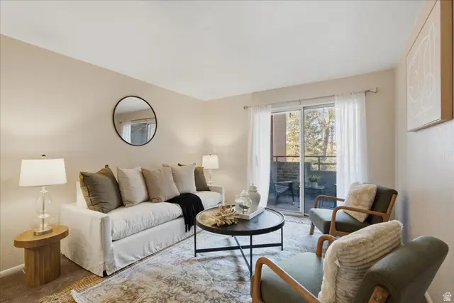 4824 S Highland Cir E #204, Holladay, UT 84117 - Image #1