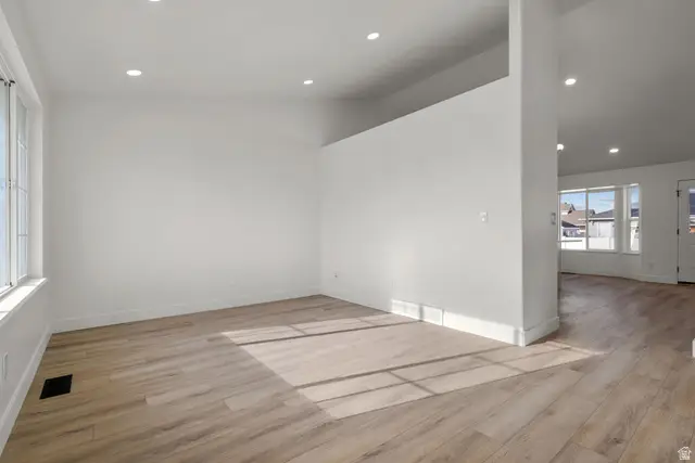 4976 W Wood Spring Dr, West Jordan, UT 84081 - Image #2