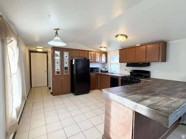 900 W Main St #20, Tremonton, UT 84337 - Image #2