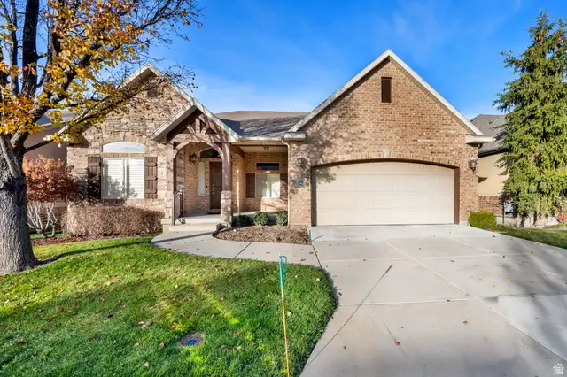 96 Village Square Rd, Centerville, UT 84014 - Image #2