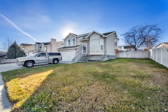 8314 S Etude Dr, West Jordan, UT 84088 - Image #2