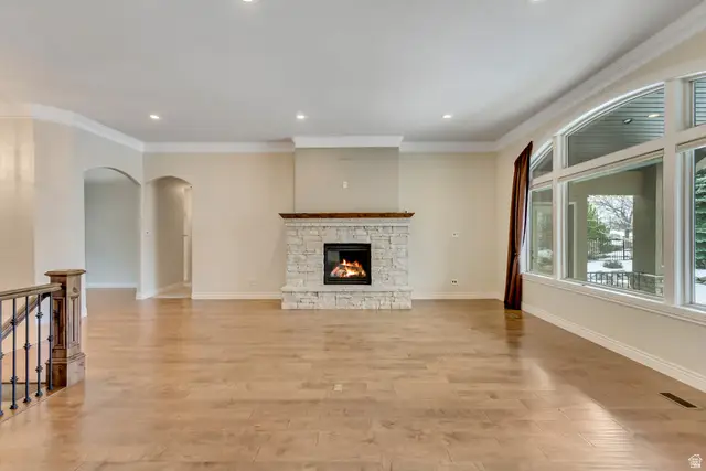 2154 E Viscaya Dr, Draper, UT 84020 - Image #2