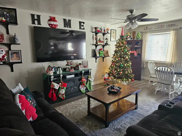 2007 N Belmont Dr, Saratoga Springs, UT 84045 - Image #2