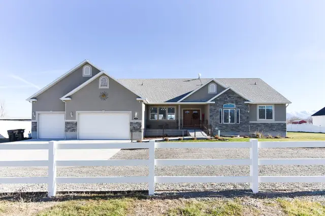270 N Chiekezie Ln, Grantsville, UT 84029 - Image #1