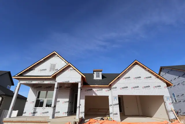 1261 E Larkspur Way, Layton, UT 84040 - Image #2