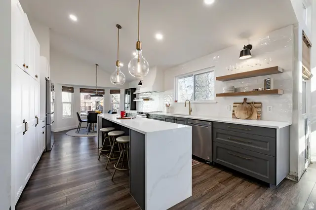 11989 S Hidden Valley Rd, Sandy, UT 84092 - Image #3