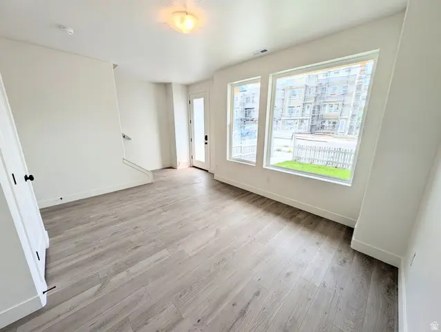 10991 S Freestone Rd W #107, South Jordan, UT 84009 - Image #3