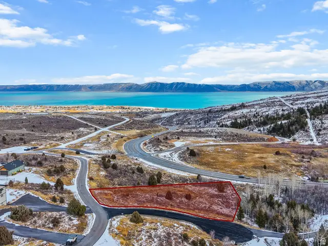 964 S Crossed Arrows Cir #80, Garden City, UT 84028 - Image #2