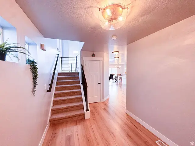 977 W Brennan St, Bluffdale, UT 84065 - Image #3