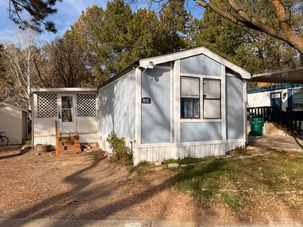 2875 N Hill Field Rd Rd W #40, Layton, UT 84041