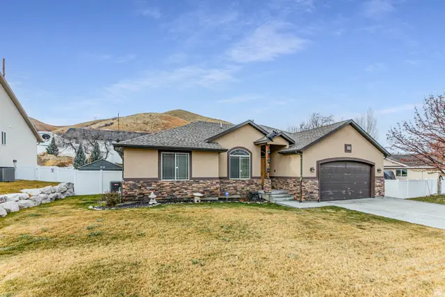 49 W Iron Rod Rd, Tooele, UT 84074 - Image #2