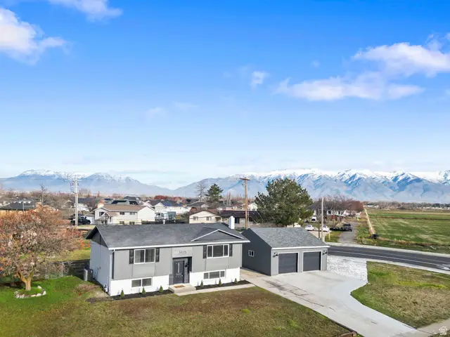 3475 S Bluff Rd, Syracuse, UT 84075 - Image #1