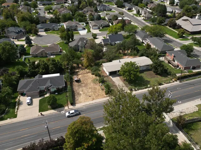 1421 N Main St, Centerville, UT 84014 - Image #1