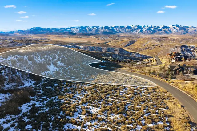 2562 E Canyon Gate Rd #1, Park City, UT 84098 - Image #2