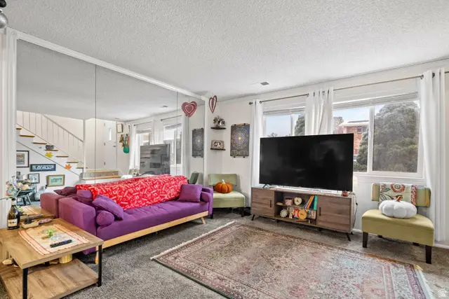 2349 W Chateau Dr, Roy, UT 84067 - Image #3