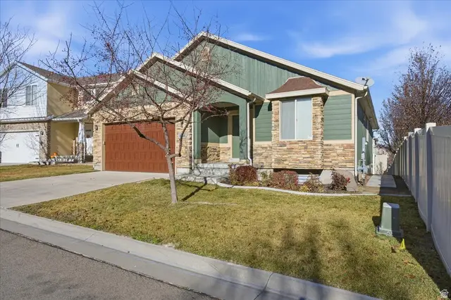 3856 W Coastal Dune Dr, South Jordan, UT 84009 - Image #3