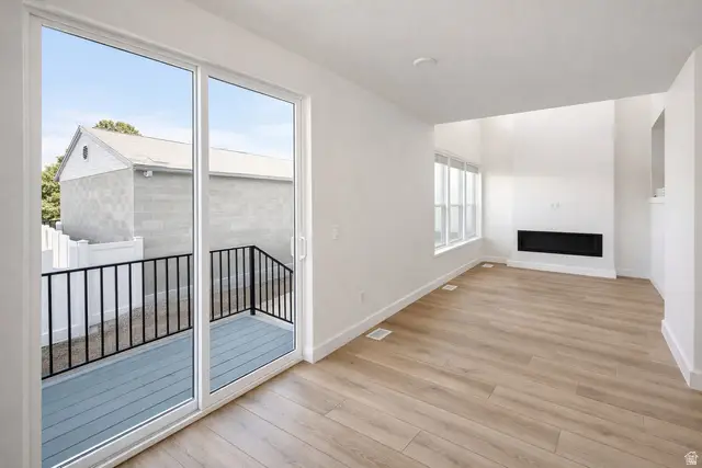 283 E Vaughn Ln #12, Midvale, UT 84047 - Image #3