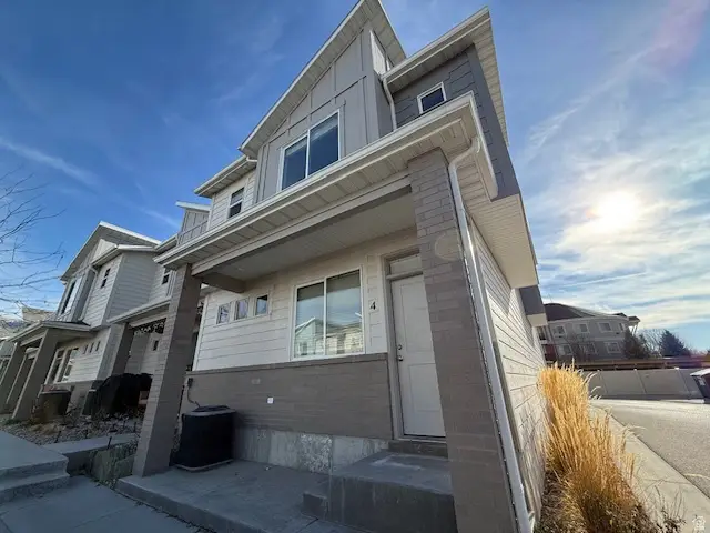 251 E 1630 N #4, North Logan, UT 84341 - Image #2