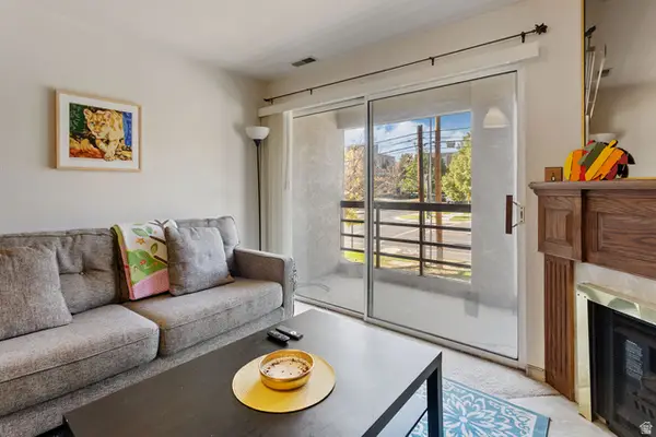 207 S 600 E #2E, Salt Lake City, UT 84102