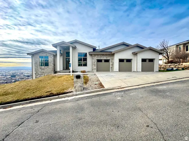 871 N Sandhurst Dr E, Salt Lake City, UT 84103 - Image #1