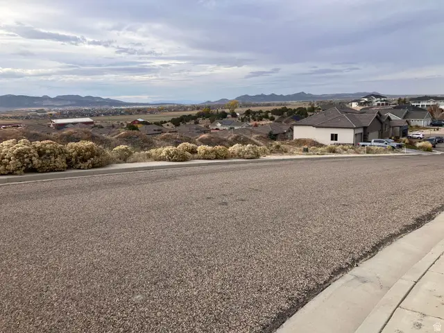 346 S 3425 W #16 PH2, Cedar City, UT 84720 - Image #2