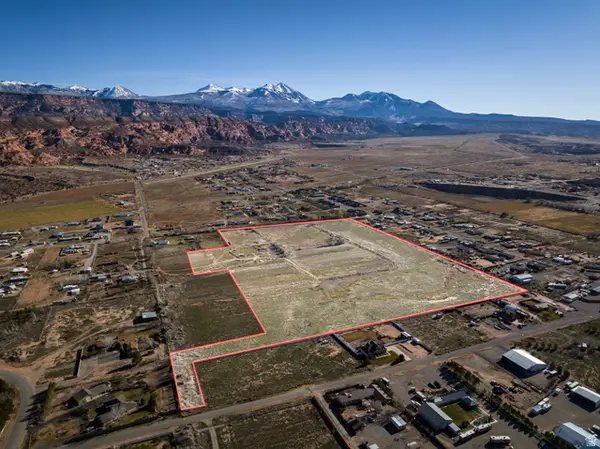 35 Acres West Coronado, Moab, UT 84532
