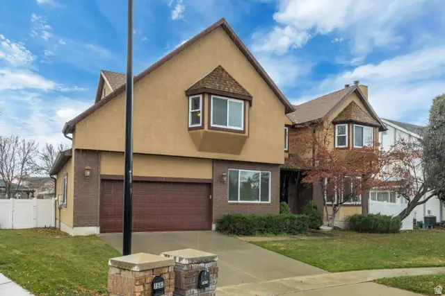 1972 E Everleigh Cir, Sandy, UT 84093 - #2