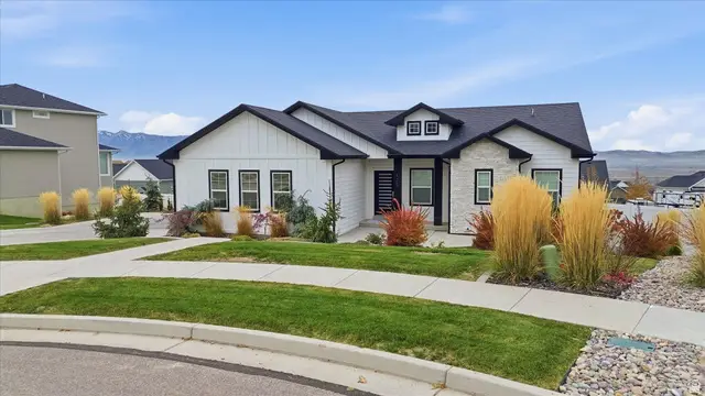 125 N Pinion Pl, Hyde Park, UT 84318 - Image #2