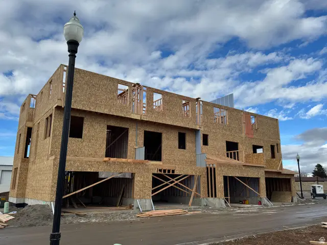 1713 N 1625 W, Layton, UT 84041 - Image #3