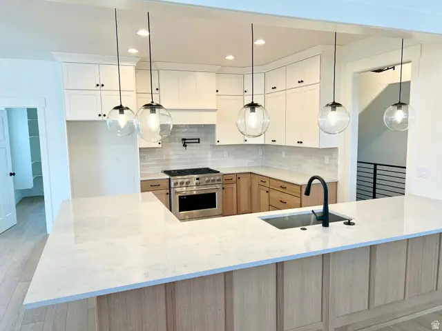 11578 S Flying Fish Dr #1-120, South Jordan, UT 84009 - Image #2