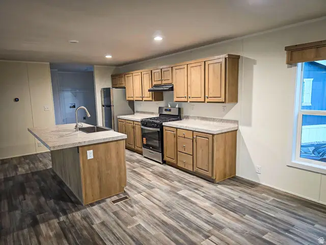 137 Cushing Way, Centerville, UT 84014 - Image #2